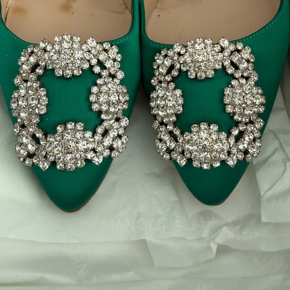 Manolo Blahnik Green Satin Pumps - Picture 12 of 12